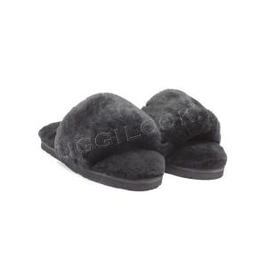 Женские меховые тапочки Fluff Slides Black